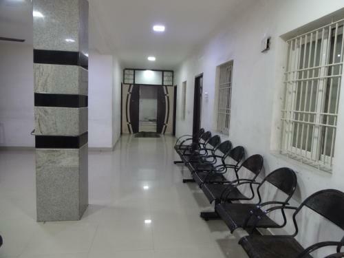Lodge Hotel Satkar