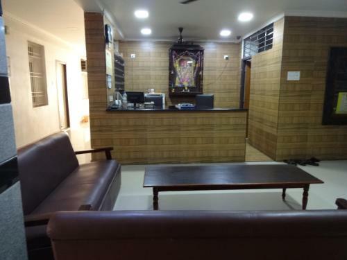 Lodge Hotel Satkar