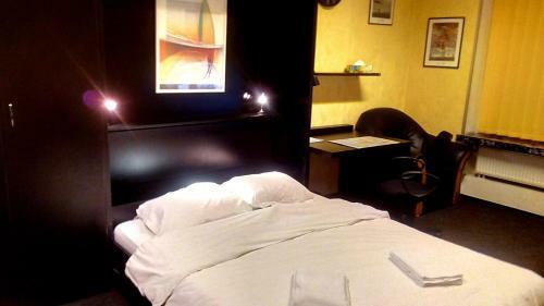 Apartamentos Rompromo Plus Accommodation