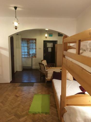 Hostel Mara