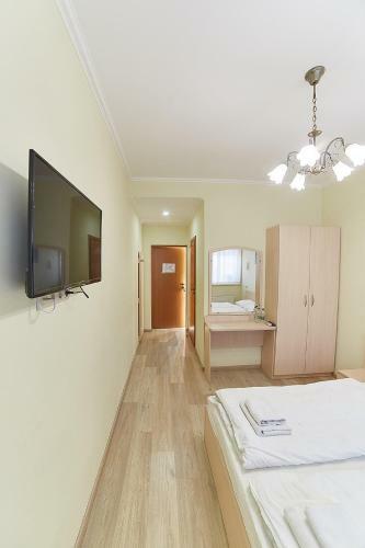 Hotel Merkuriy