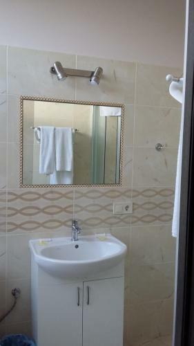 Hotel Merkuriy