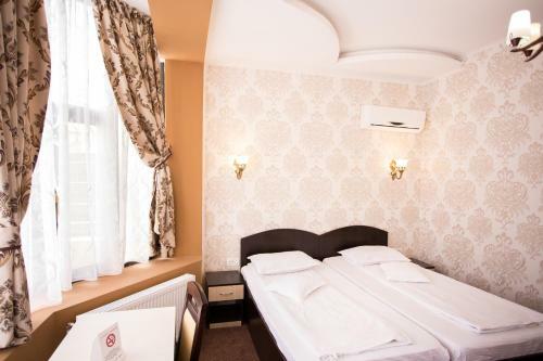 Hostal Pension Ianis