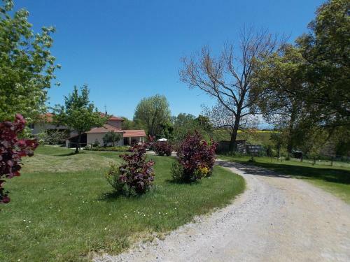 Hostal A La Mare Du Vieux Ch�ne