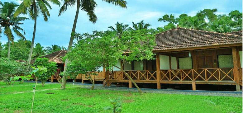 Hotel Estuary Island