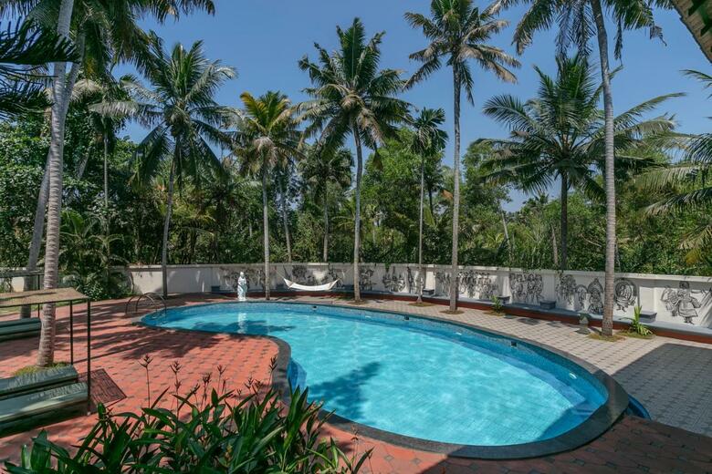Hotel Estuary Island