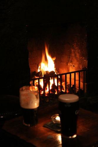 The Valley House Hostel & Bar
