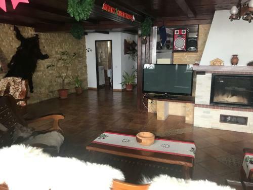 Hostal Pensiunea Cerbul Carpatin