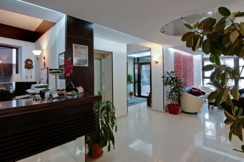 Hotel Razvan
