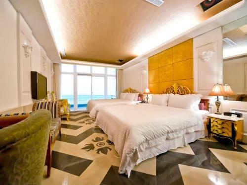 Hotel White House Beach Resort