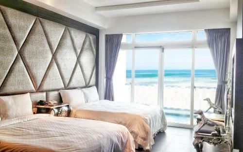 Hotel White House Beach Resort