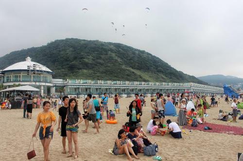 Hotel White House Beach Resort