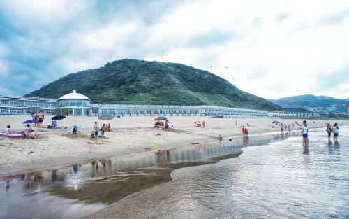 Hotel White House Beach Resort