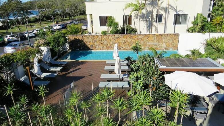 Aparthotel Bayview Beachfront Apartments