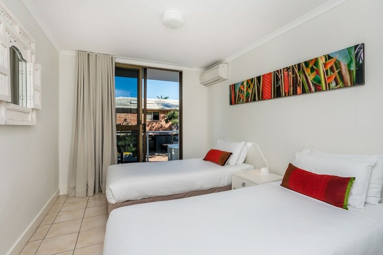 Aparthotel Bayview Beachfront Apartments