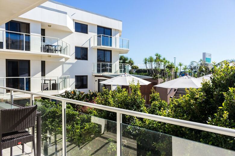 Aparthotel Bayview Beachfront Apartments