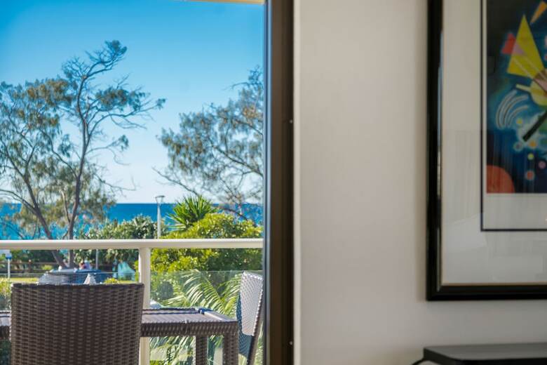 Aparthotel Bayview Beachfront Apartments