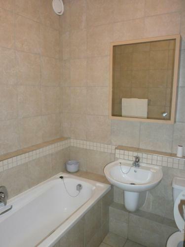 Knightsbridge 105 - Apartment - Cape Town