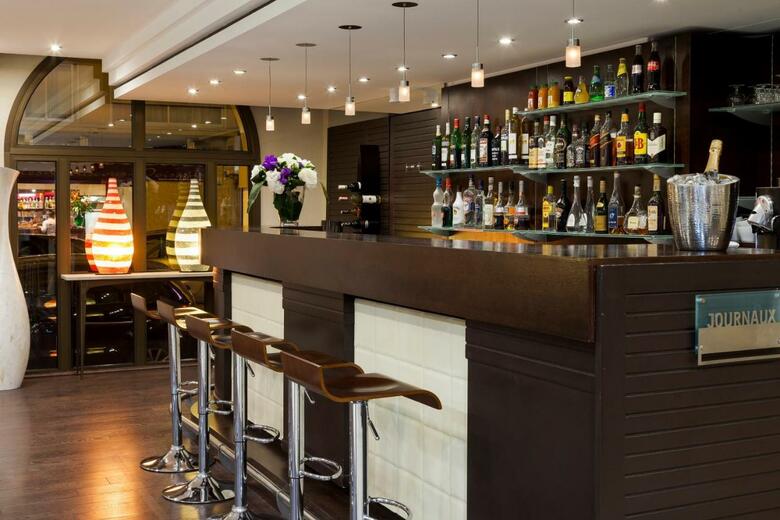 Hotel Neh� Suites Cannes Croisette