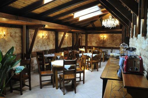 Hostal Villa Bijoux