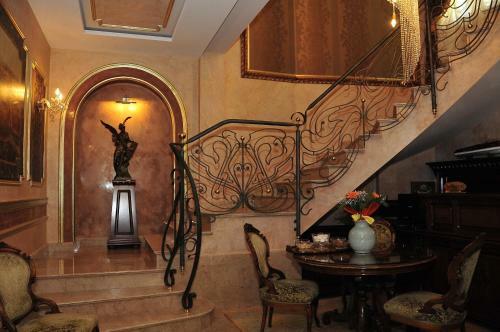 Hostal Villa Bijoux