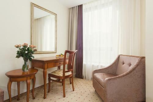 Zvyozdny Hotel