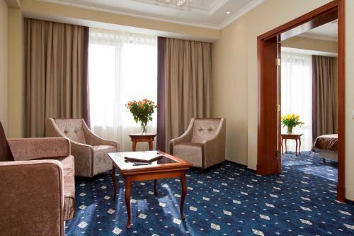 Zvyozdny Hotel