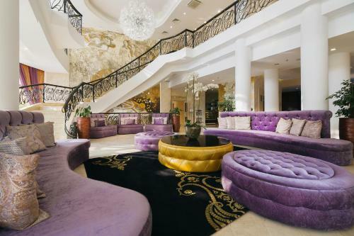 Zvyozdny Hotel