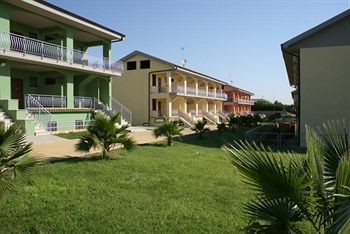 Aparthotel Baia Dei Canonici