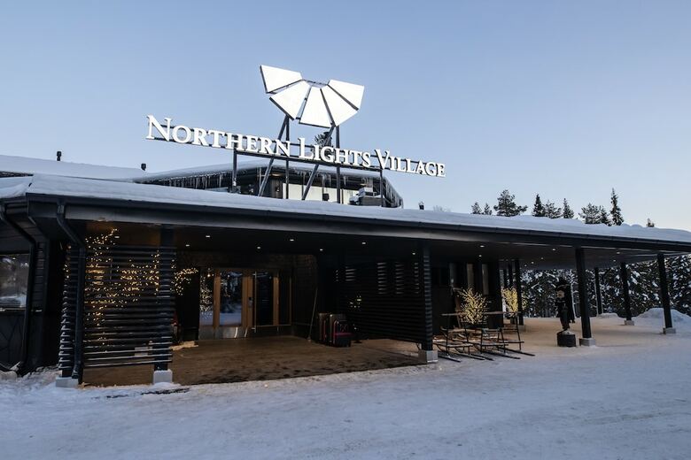 Northern Lights Village Pyh�
