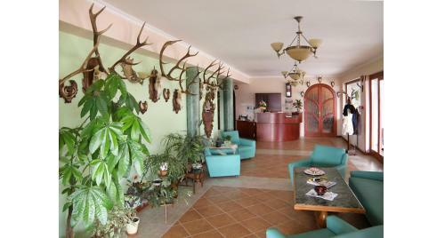 Hotel Hubertus Zebegeny