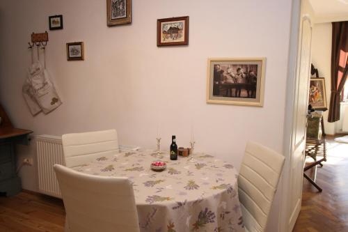 Apartamentos Versus Art Studio