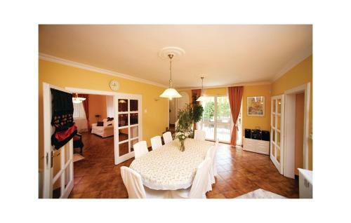 Holiday Home Z�ldfa U.-budakal�sz