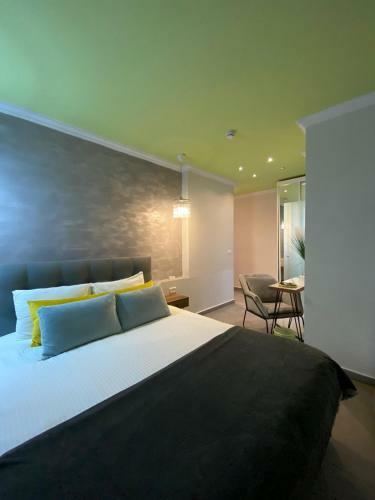 Central Boutique Hotel