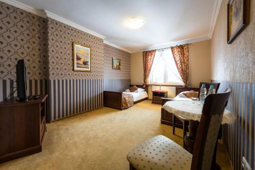 Hotel Pa?ac Akropol