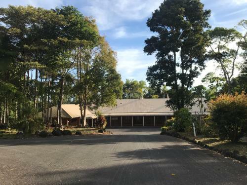 Malanda Lodge Motel
