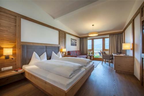 Hotel Huberhof