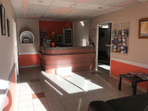 Logis Hotel Les Ch�nes