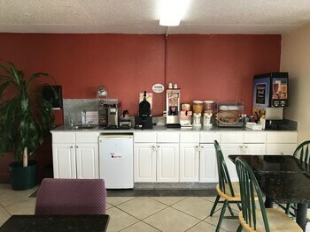 Motel Americas Best Value Inn And Suites Dalton