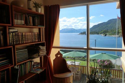 Lavik Fjord Hotel