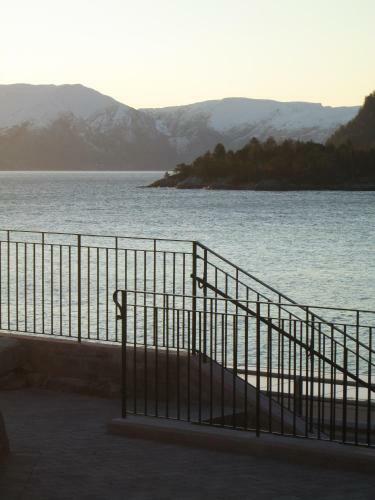 Lavik Fjord Hotel