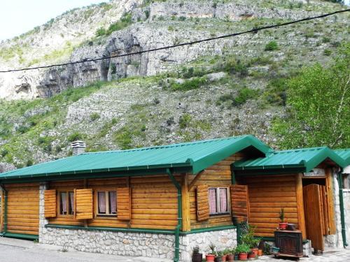 Hostel Izvor