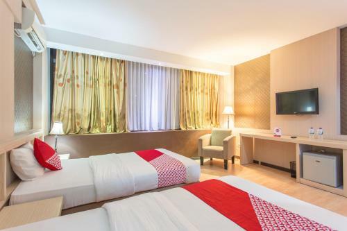 Oyo 663 Hotel Sejati