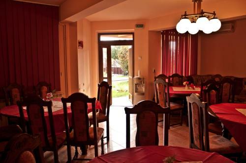 Hostal Pension Vlad Home