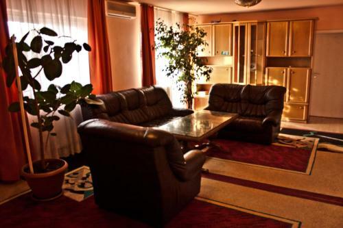 Hostal Pension Vlad Home