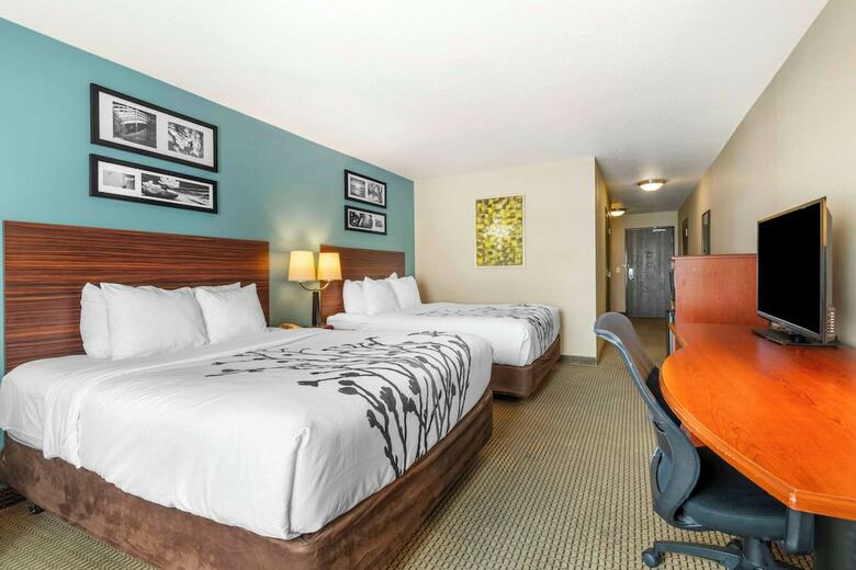 Hotel Sleep Inn & Suites