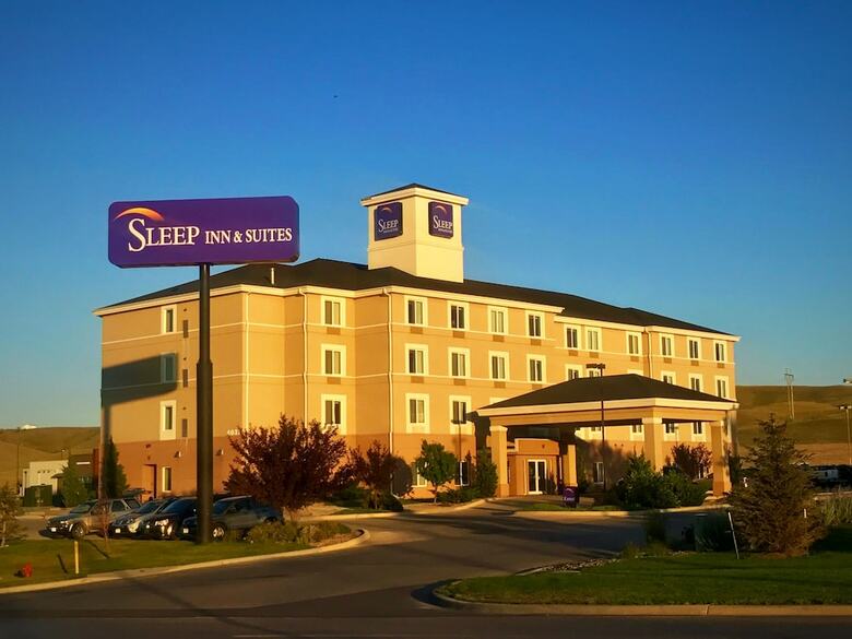 Hotel Sleep Inn & Suites