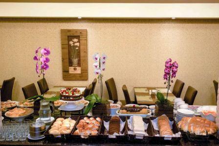Roochelle Corporate Hotel