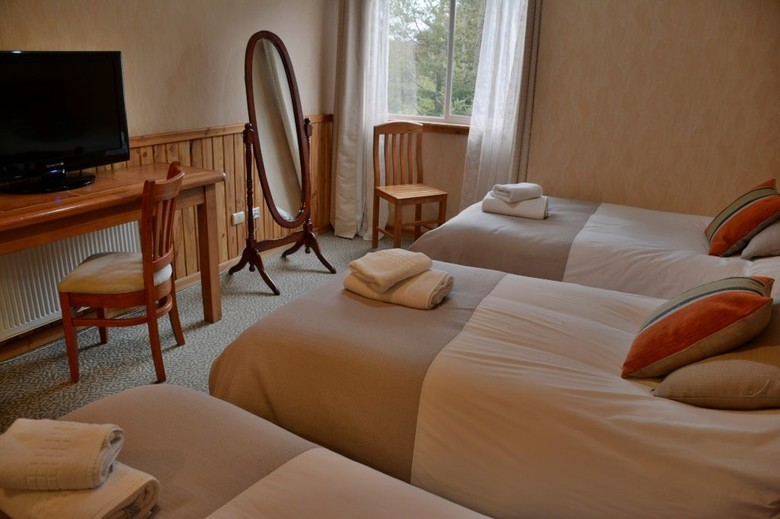 Hotel Borde Lago