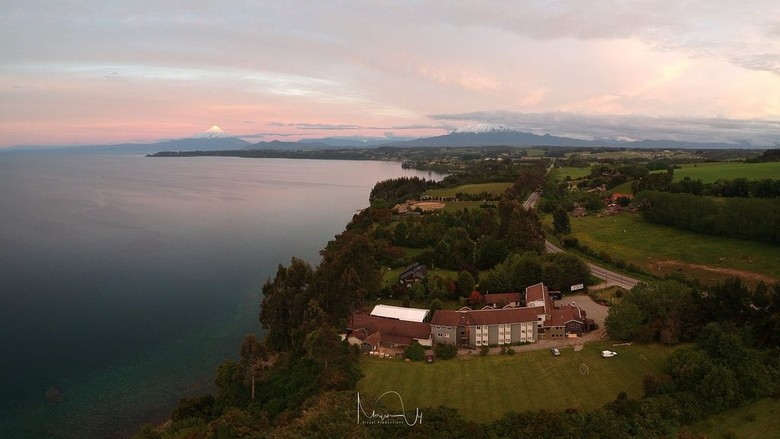 Hotel Borde Lago